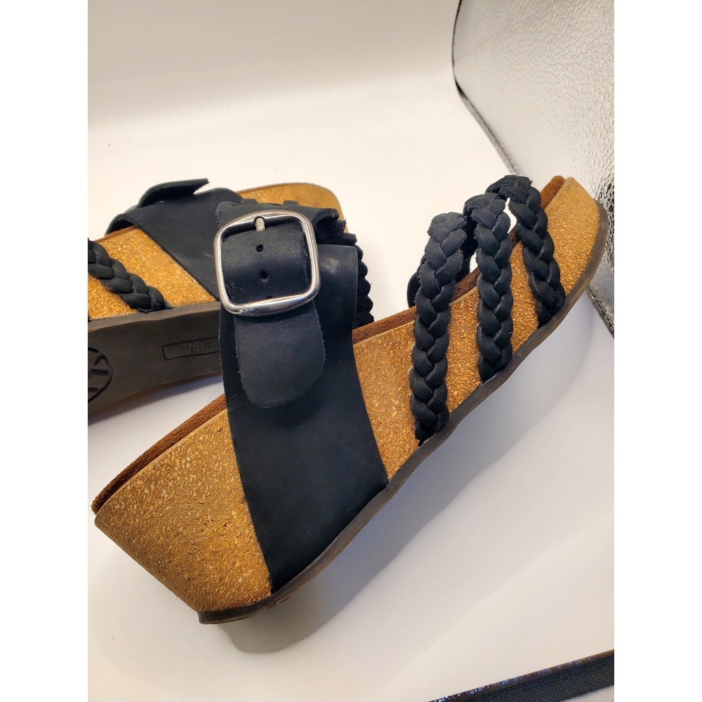 White Mountain Chantilly leather wedge sandals